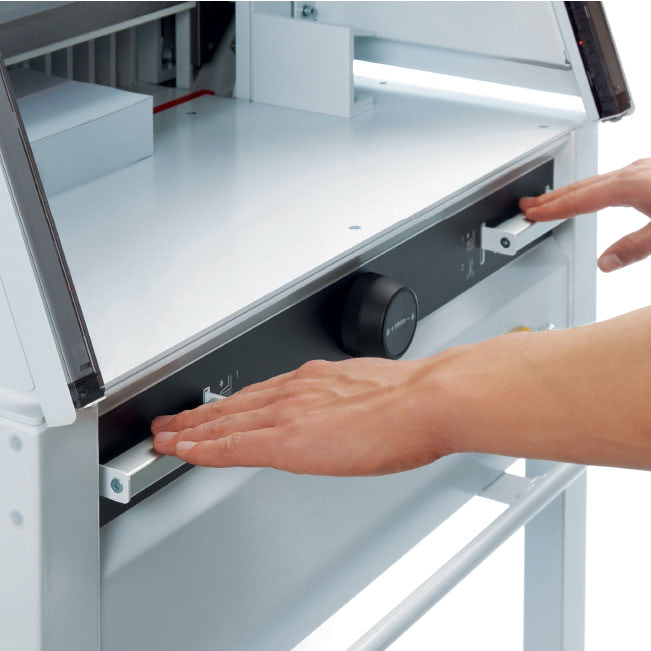 Elektryczna obcinarka do stosów Element obsługowy IDEAL 4860 EASY-CUT
